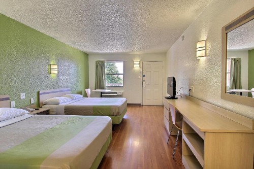 Motel 6 Austin TX - Central Downtown UT - image 22