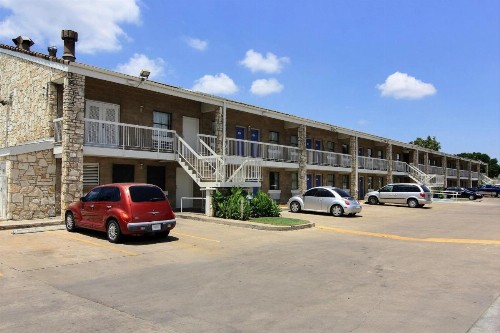 Motel 6 Austin TX - Central Downtown UT - image 30