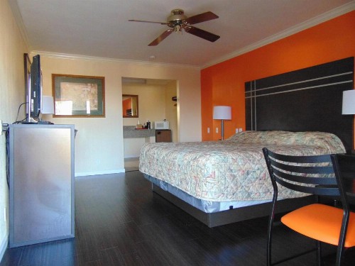 Heart of Texas Motel - image 7