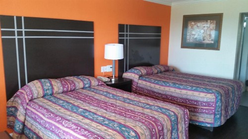 Heart of Texas Motel - image 9