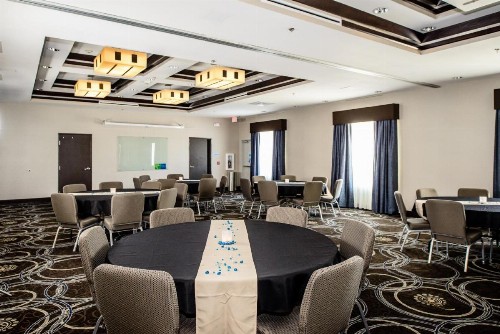 Holiday Inn Express Hotel & Suites Austin NW - Arboretum Area an IHG Hotel - image 17