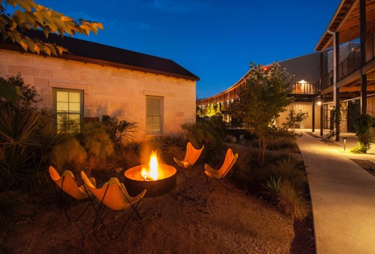 Lone Star Court by Valencia Hotel Group - image 2