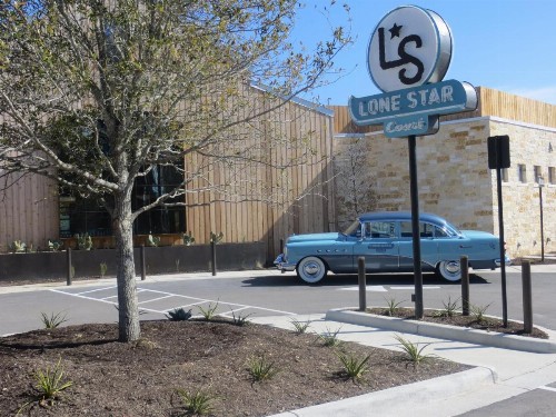 Lone Star Court by Valencia Hotel Group - image 4