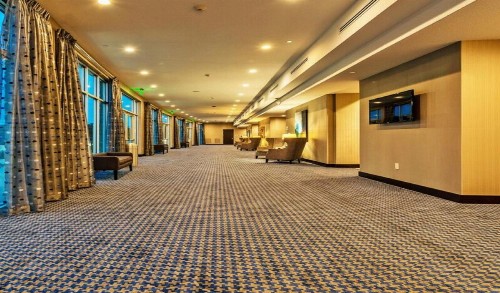 Holiday Inn Austin Airport an IHG Hotel - image 11