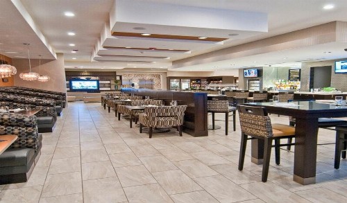 Holiday Inn Austin Airport an IHG Hotel - image 16