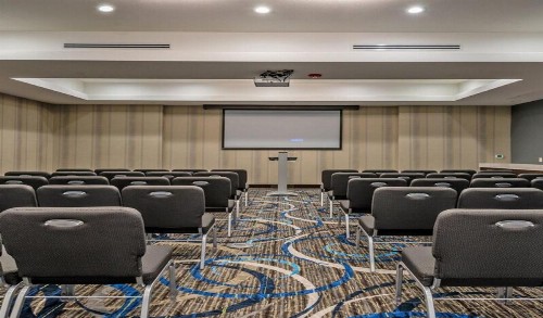 Holiday Inn Austin Airport an IHG Hotel - image 36