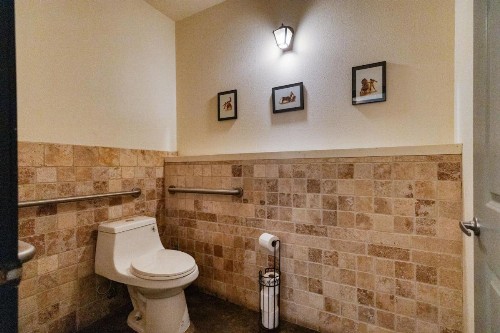 Firehouse Hostel - image 31
