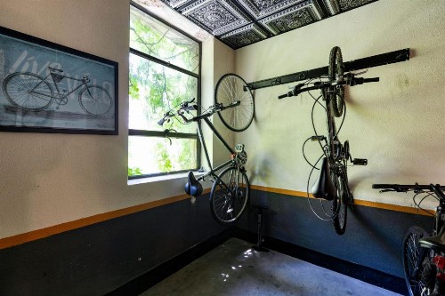 Firehouse Hostel - image 34