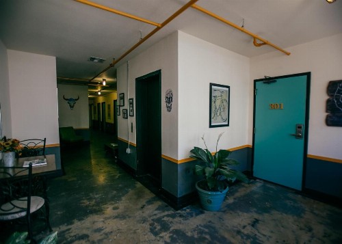 Firehouse Hostel - image 4