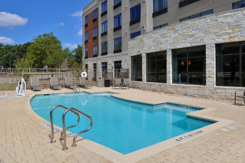 Holiday Inn Express & Suites Austin South an IHG Hotel - image 21