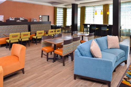 Holiday Inn Express & Suites Austin South an IHG Hotel - image 3