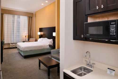 Holiday Inn Express & Suites Austin South an IHG Hotel - image 32