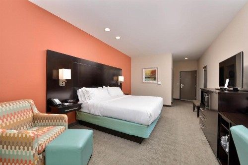 Holiday Inn Express & Suites Austin South an IHG Hotel - image 34