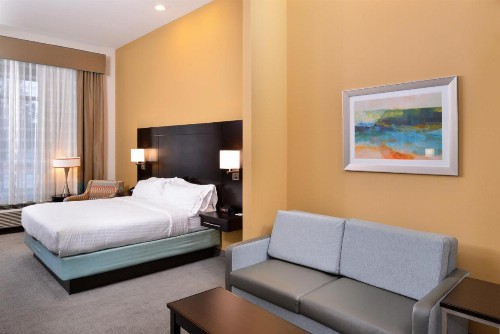 Holiday Inn Express & Suites Austin South an IHG Hotel - image 36
