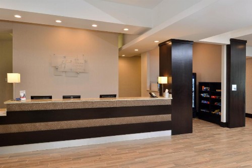 Holiday Inn Express & Suites Austin South an IHG Hotel - image 5