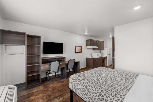 WoodSpring Suites Austin North I-35 - image 16