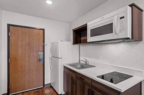 WoodSpring Suites Austin North I-35 - image 21