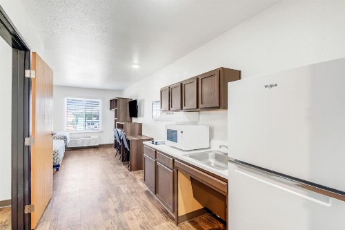 WoodSpring Suites Austin North I-35 - image 25