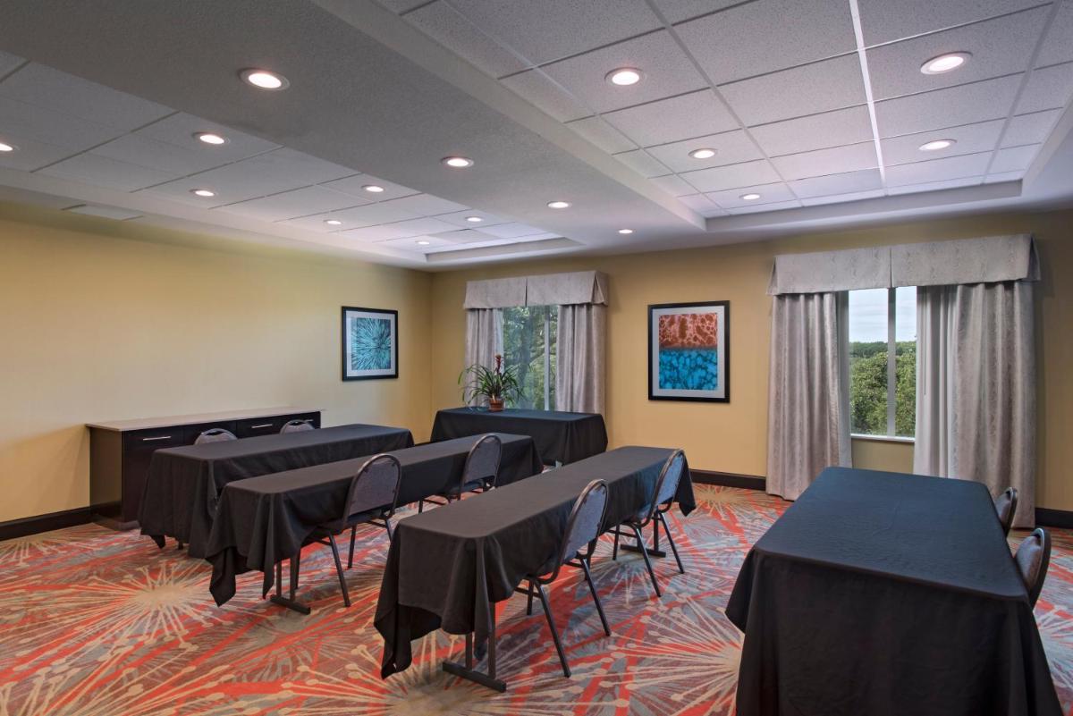 Holiday Inn Express & Suites Austin NW - Four Points an IHG Hotel - image 6