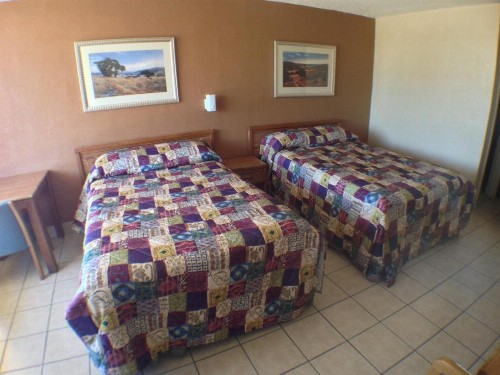 Budget Inn Motel - image 13