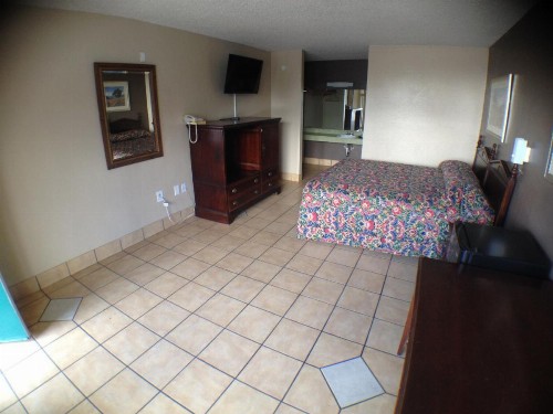 Budget Inn Motel - image 46