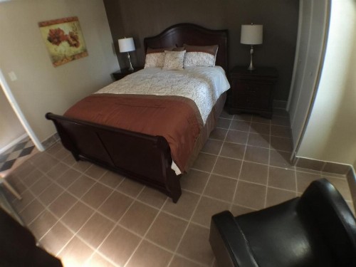 Austin Motor Inn - image 38