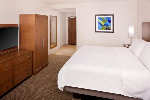 Holiday Inn Express Hotel & Suites Austin Downtown an IHG Hotel - image 24