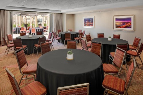Hotel Indigo Austin Downtown an IHG Hotel - image 18