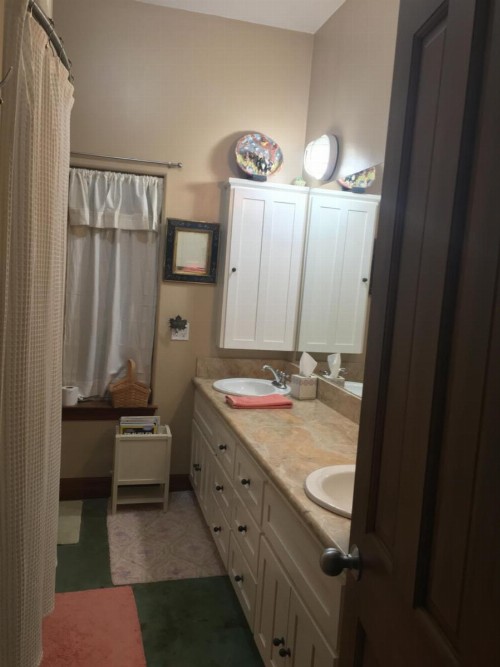 Lake Austin Luxury Guesthouse Cabin & Suite Retreat - image 21