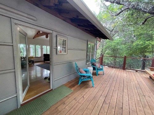 Lake Austin Luxury Guesthouse Cabin & Suite Retreat - image 23