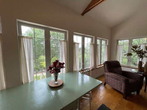 Lake Austin Luxury Guesthouse Cabin & Suite Retreat - image 6