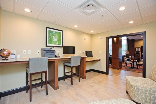 Staybridge Suites Austin South Interstate Hwy 35 an IHG Hotel - image 18