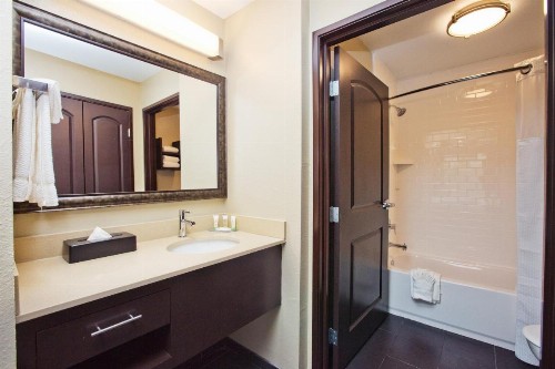 Staybridge Suites Austin South Interstate Hwy 35 an IHG Hotel - image 30