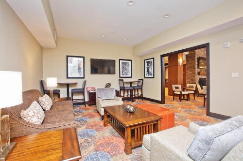 Staybridge Suites Austin South Interstate Hwy 35 an IHG Hotel - image 38