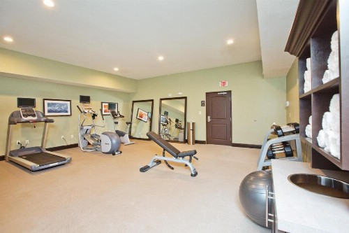 Staybridge Suites Austin South Interstate Hwy 35 an IHG Hotel - image 40