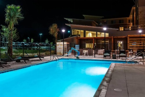 Residence Inn by Marriott Austin Airport - image 28