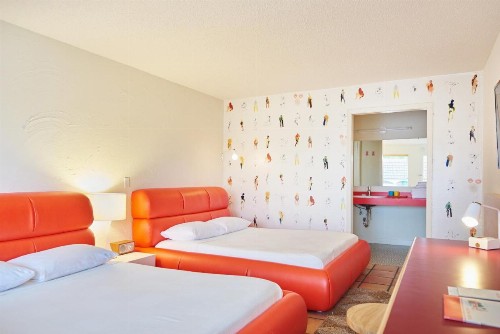 Austin Motel - image 12