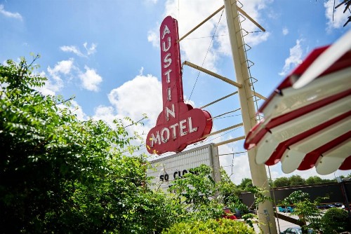 Austin Motel - image 40