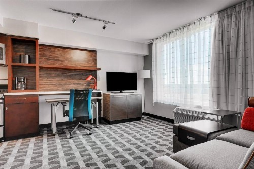 TownePlace Suites by Marriott Austin Parmer/Tech Ridge - image 7