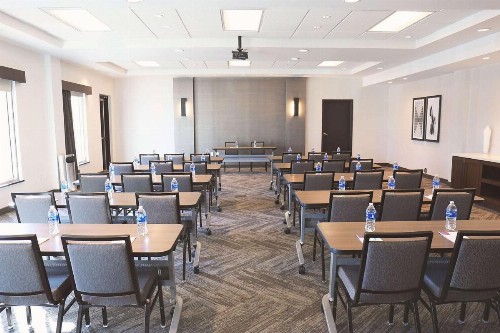 Hyatt Place Austin Airport - image 13