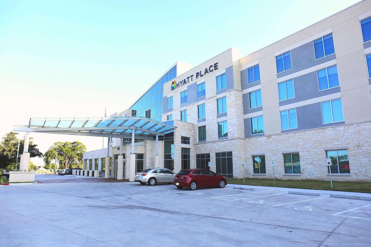 Hyatt Place Austin Airport - image 3