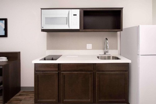 WoodSpring Suites Austin South Central I-35 - image 12