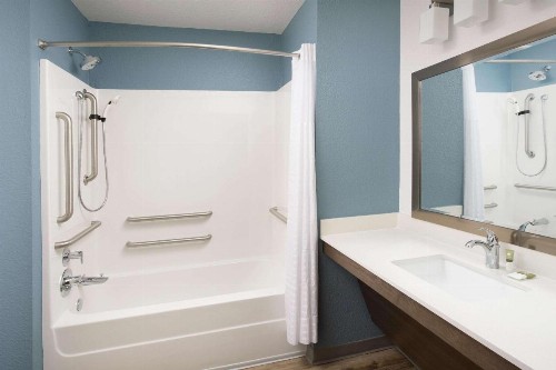WoodSpring Suites Austin South Central I-35 - image 13