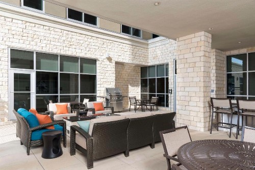 Hyatt House Austin/Downtown - image 13