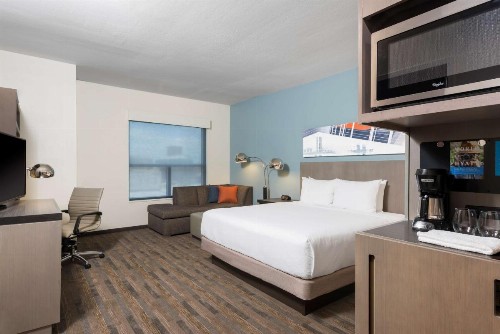 Hyatt House Austin/Downtown - image 19