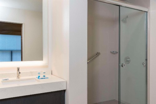 Hyatt House Austin/Downtown - image 3