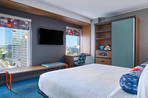 Aloft Austin Downtown - image 36