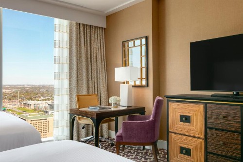 Fairmont Austin - image 20