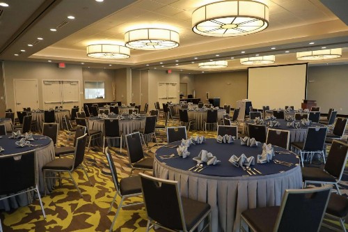 Hilton Garden Inn Austin Airport - image 12