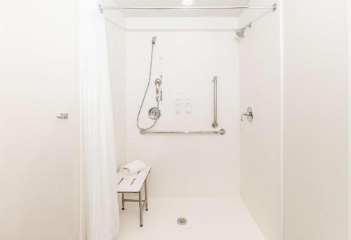 Hilton Garden Inn Austin Airport - image 26